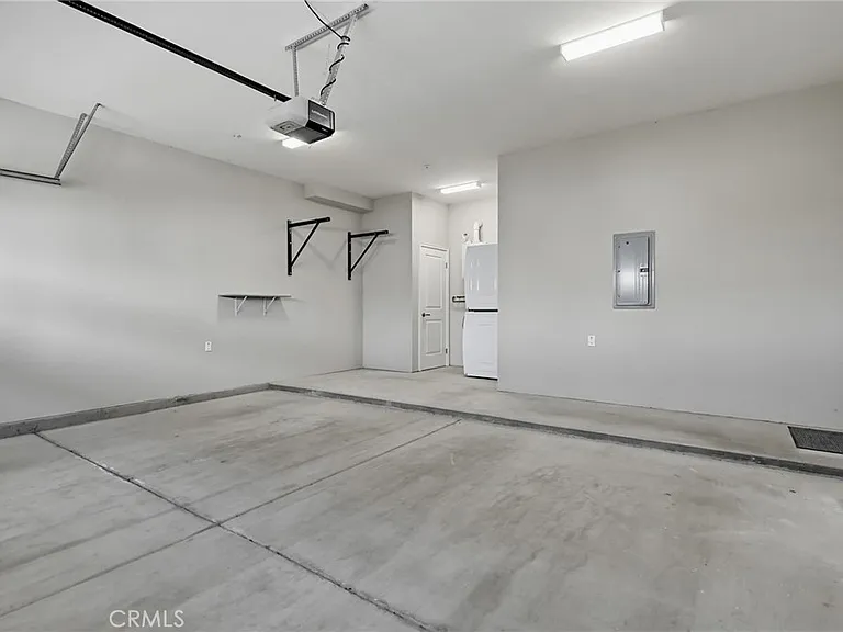 432 S Alhambra Ave #H — Photo 40