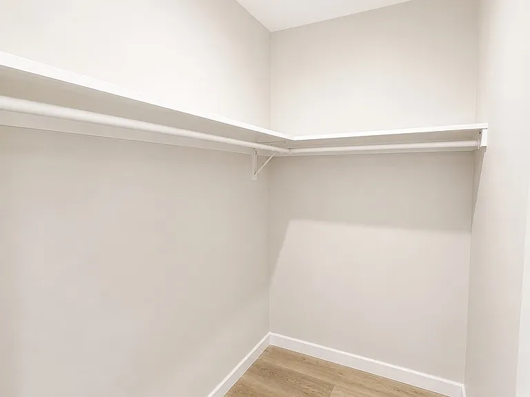 00-1007 E Ocean Blvd #17 — Photo 8