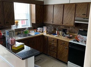 6287 Large St, Philadelphia, PA 19149