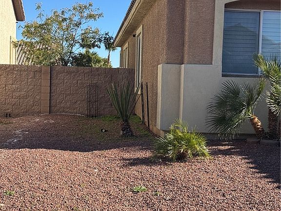 2nd image of 4632 Cantina Rey St