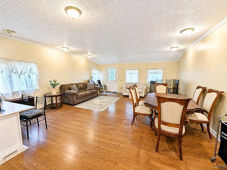 6535 Town Hall Rd — Photo 11