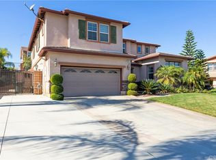 9447 Paradise Pl, Riverside, CA 92508