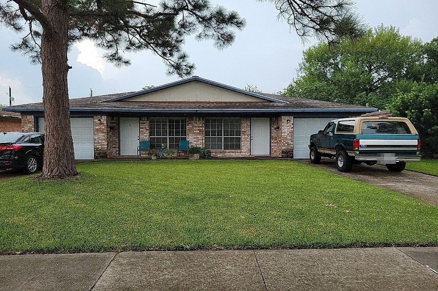 1st image of 1739/1741 El Mar Ln #L