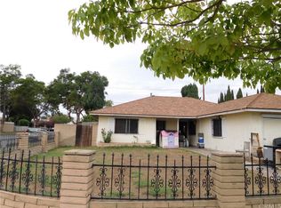 524 S Shawnee Dr, Santa Ana, CA 92704