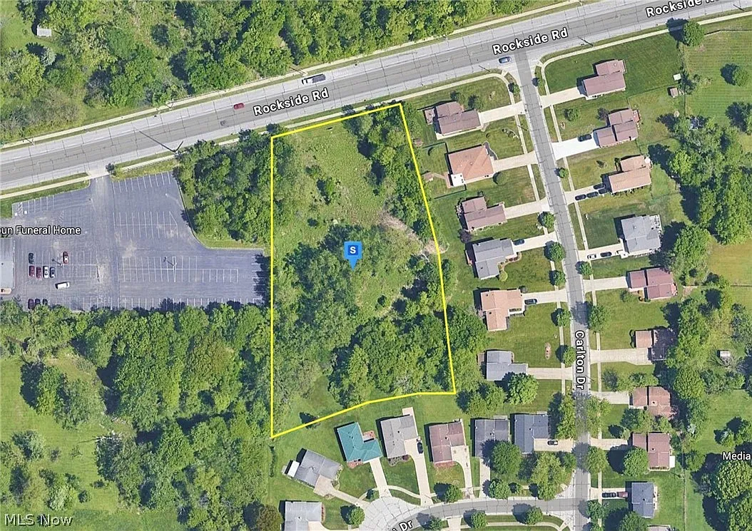 23100 Rockside Rd photo 1