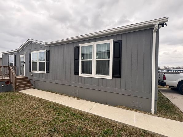 109 Biolxi Ct, Jarrell, TX 76537