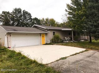 1645 N Johnson Rd, Trufant, MI 49347