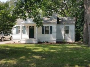 21175 Seminole St, Southfield, MI 48033