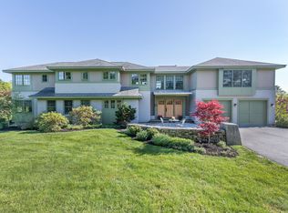 48 Upper Mast Landing Rd, Freeport, ME 04032