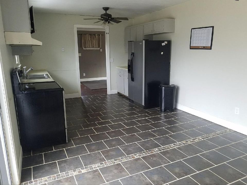 2nd image of 1533 Banbridge Rd