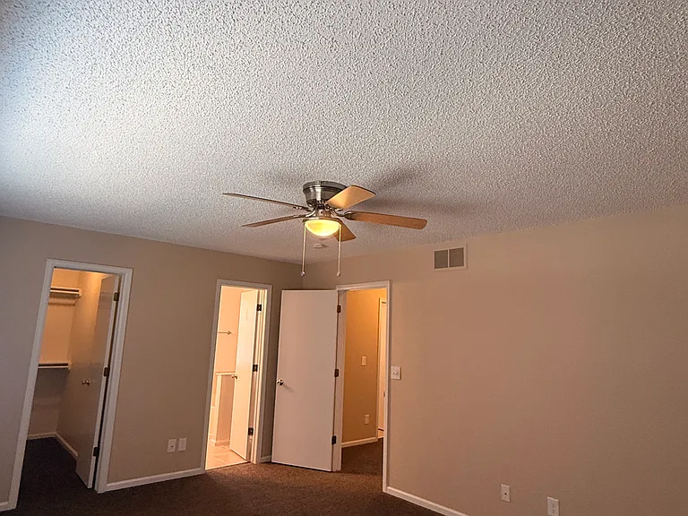 20917 E 44th Ave — Photo 58