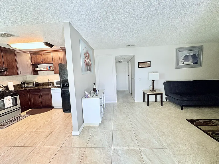 1950 S Palm Canyon Dr #104 — Photo 2