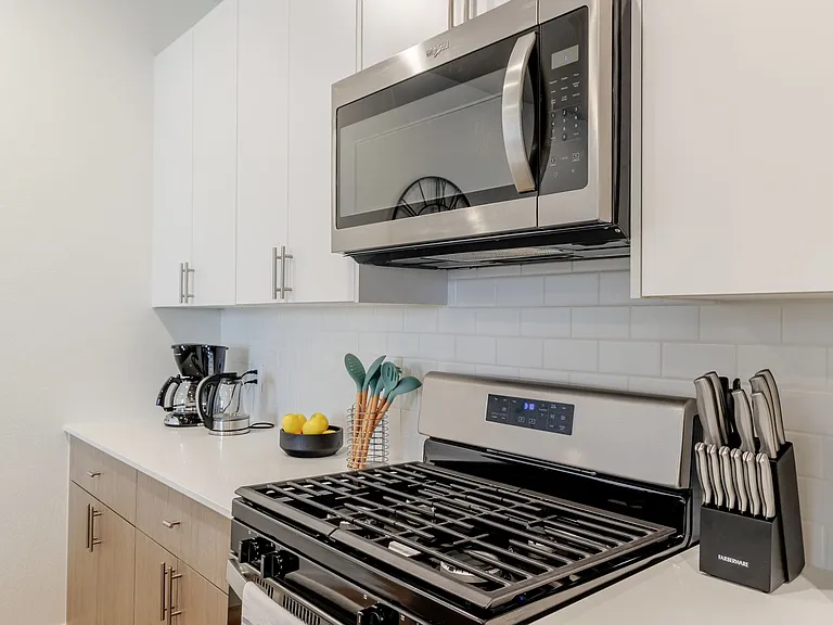Enso Zen Apartments — Photo 11