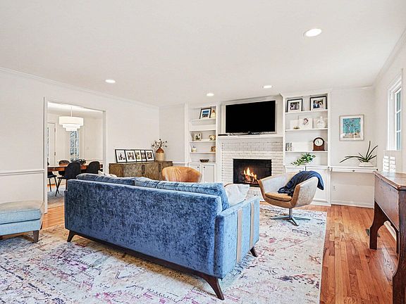 4th image of 4505 Wenchelsea Pl