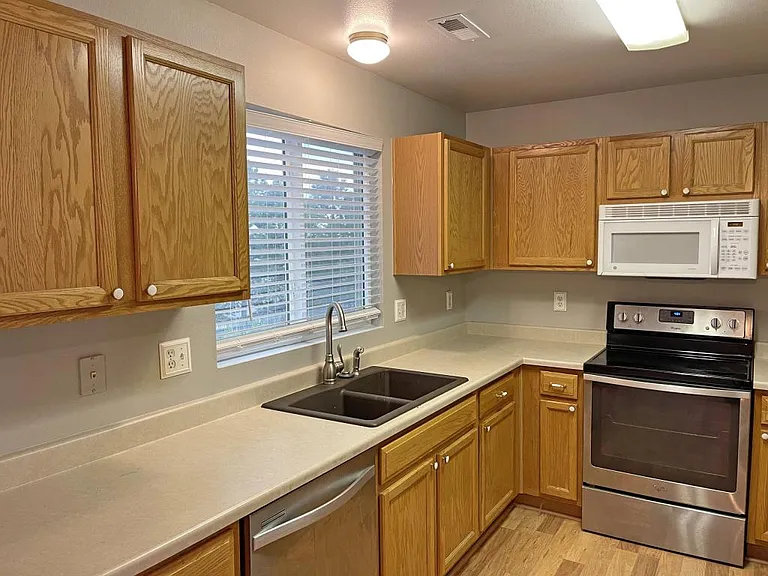 6591 Cache Dr — Photo 11
