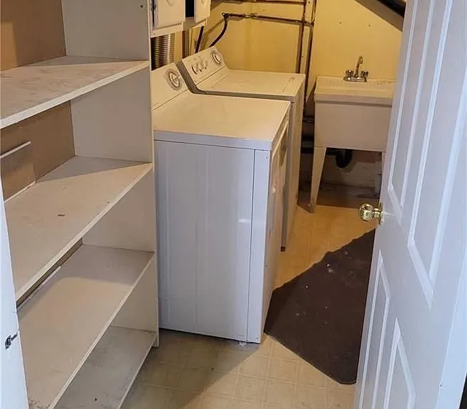 1606 Amberlea Rd #BASEMENT — Photo 10