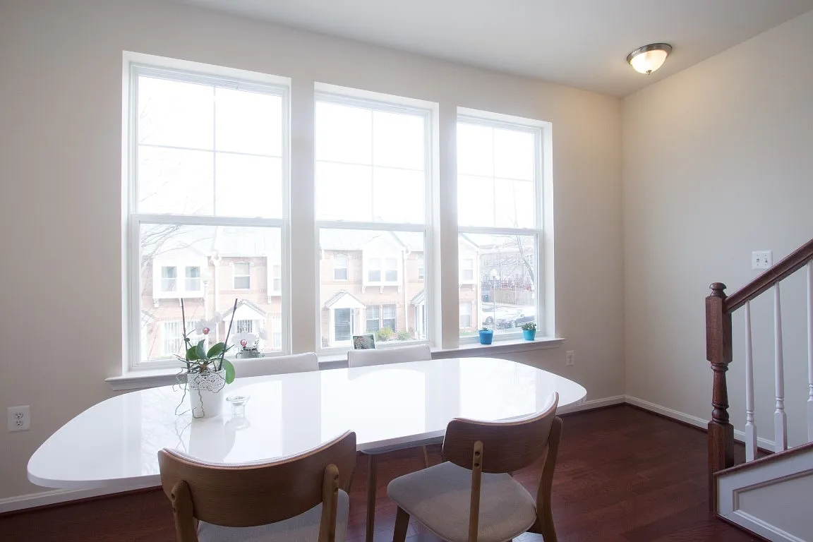 3 bed, 3.5 bath, 1837 sqft, $3,995 — Photo 3