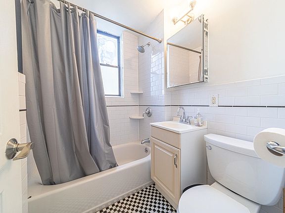 4th image of 42 Van Wagenen Ave APT 15
