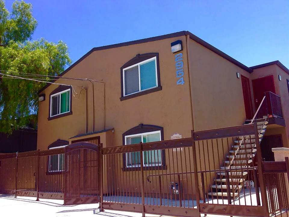 Golden Hill Apartments