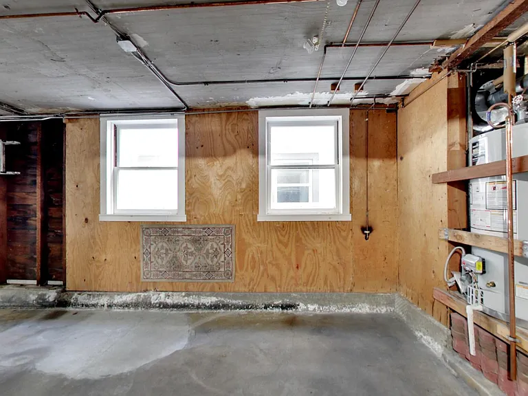 719 14th Ave — Photo 25