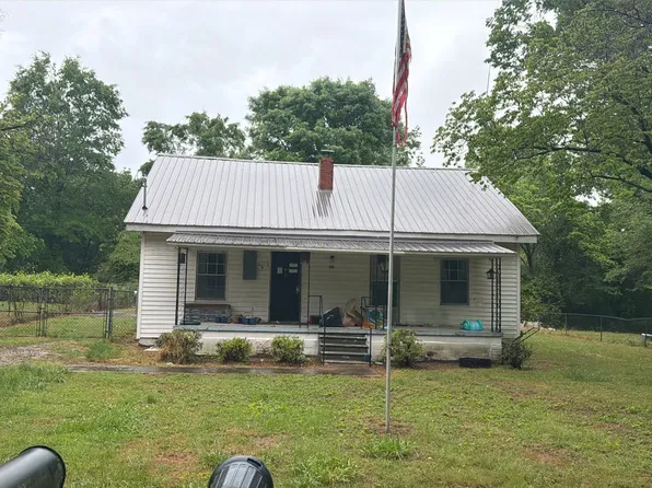 321 11th St, Summerville, GA 30753