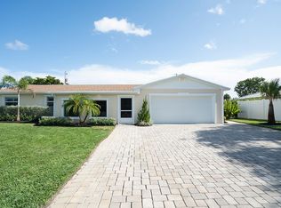 1918 Arabian Rd W, Lake Clarke Shores, FL 33406