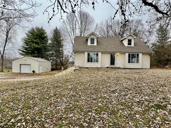 702 Howard Rd, Trimble, MO 64492
