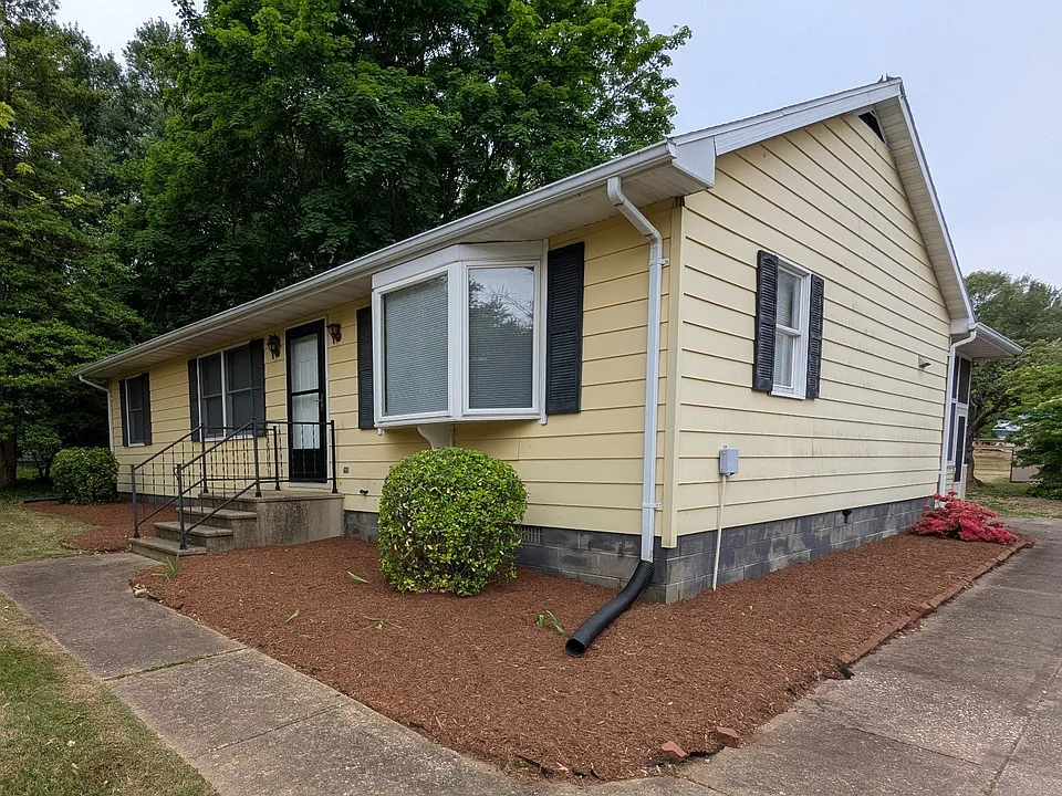109 Fairview Dr