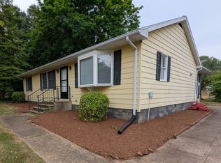 109 Fairview Dr, Chestertown, MD 21620