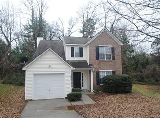 903 Grass Hollow Ct, Charlotte, NC 28216