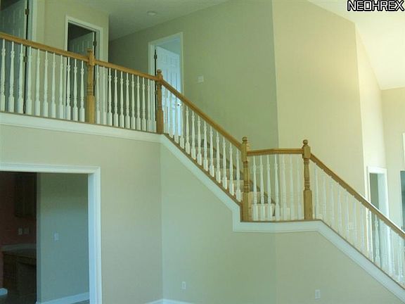 3rd image of 7640 Oak Meadow Dr