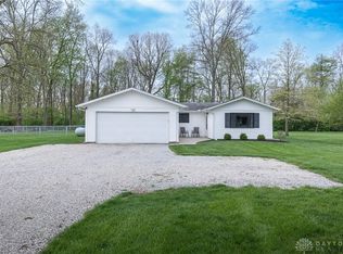 4445 Comanchee Trl, Jamestown, OH 45335