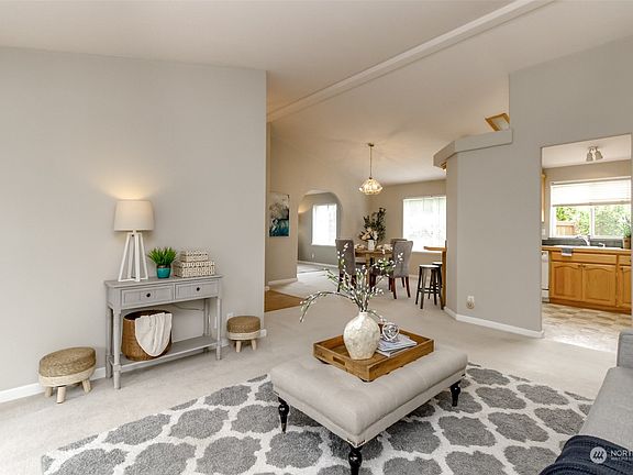 4th image of 19522 100th Avenue Ct E #25