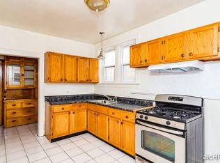 7711 S Yates Blvd, Chicago, IL 60649