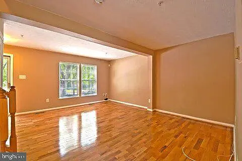 4982 Lockard Dr — Photo 13