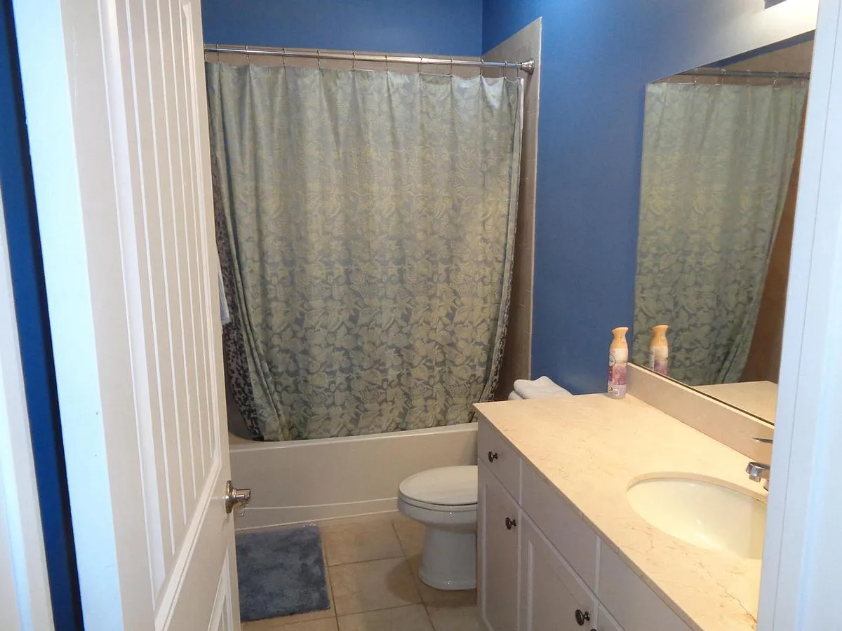 Building Photo - 2626 Webb Ave #2626
