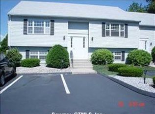 63 Founders Vlg, Clinton, CT 06413