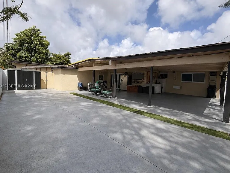 11950 SW 187th Ter — Photo 9
