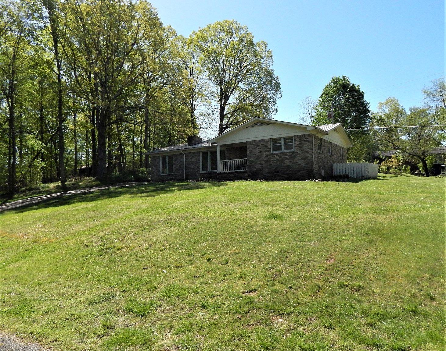421 W Martin Rd, Collinwood, TN 38450 Zillow
