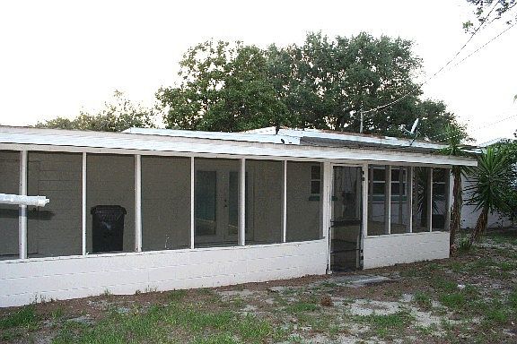 screenroom look from outside