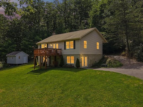 2nd image of 1210 Logger Dr