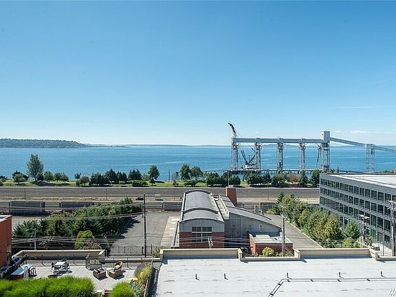 5th image of 601 W Mercer Pl APT 401