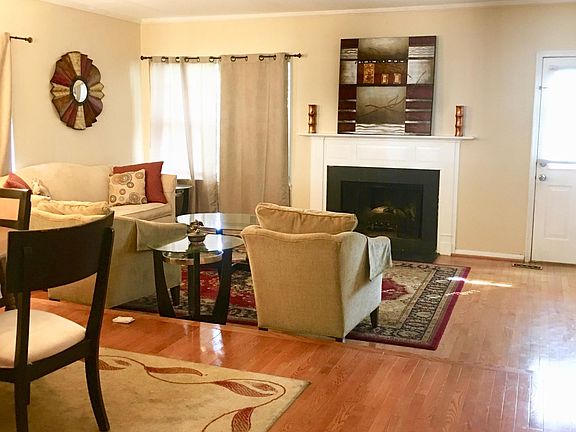 3rd image of 18831 Summer Oak Ct
