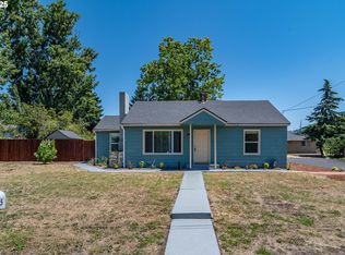 335 NE Cummins St, Roseburg, OR 97470