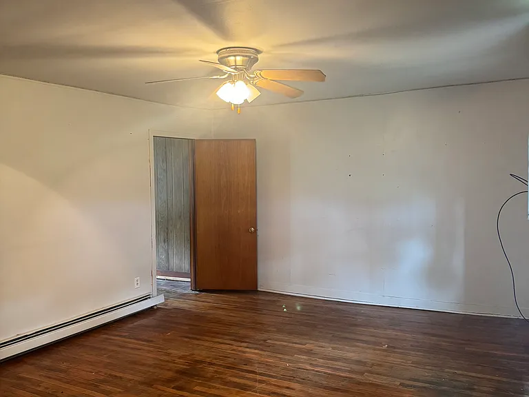 343 Bank St #C — Photo 8