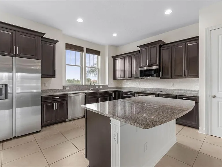 2703 Morning Light Ct — Photo 4