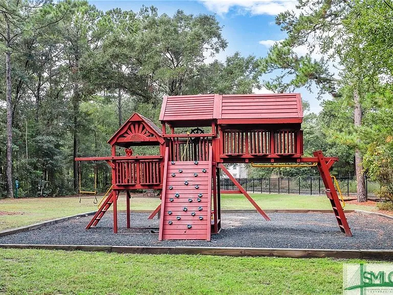 157 Lower Creek Dr #1 — Photo 38