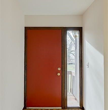 4th image of 2666 Eastlawn St