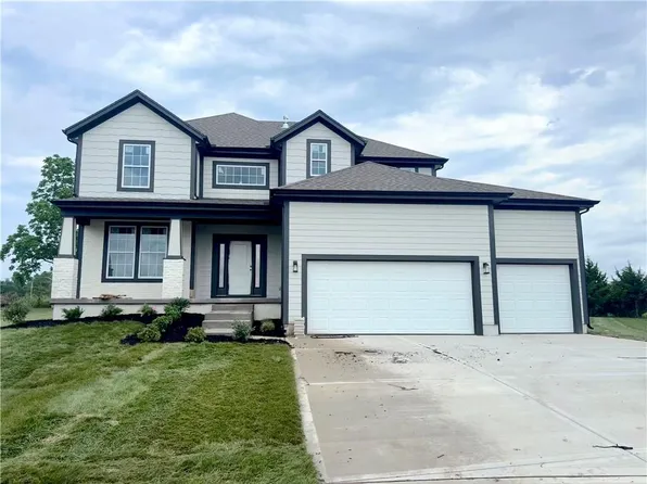 19750 W 115th Ter, Olathe, KS 66061