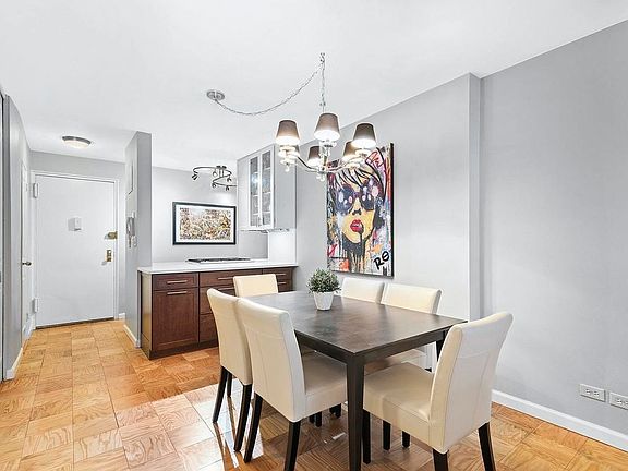 3rd image of 165 W 66th St APT 2B